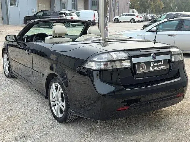 Usata Saab 9-3 Linear 150 CV (110 kW) 2009 Nero Cabrio