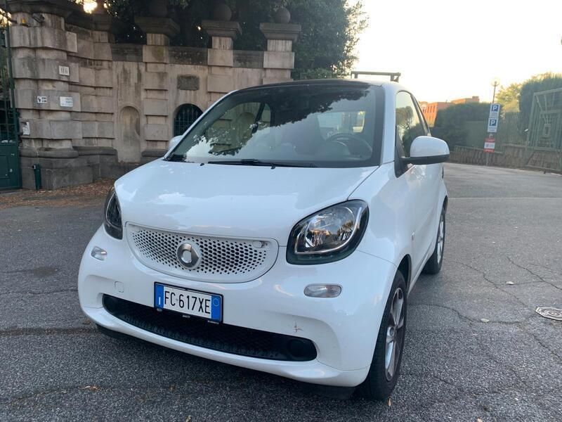 Usata Smart ForTwo Coupé Passion 71 CV (52 kW) 2016 Bianco Coupé