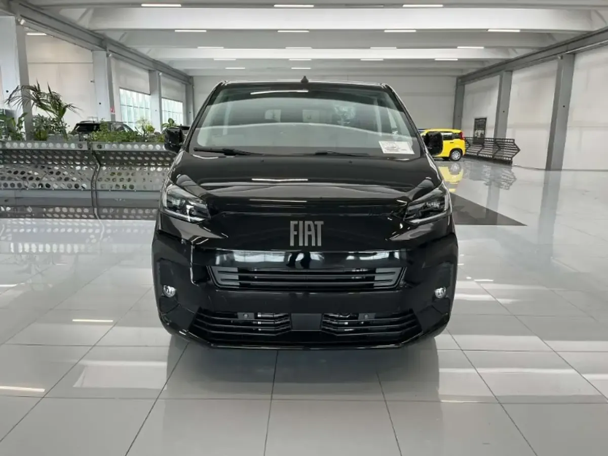 Nuova Fiat Ulysse S 131 kW (179 CV) 2026 Nero Monovolume
