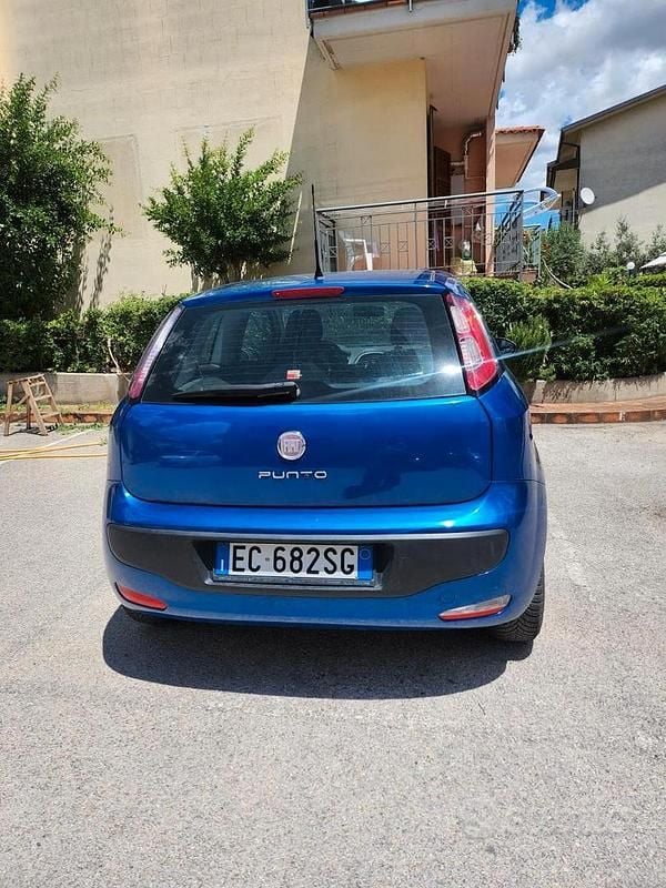 Usata Fiat Punto Evo S 69 CV (50 kW) 2011 Blu Utilitaria