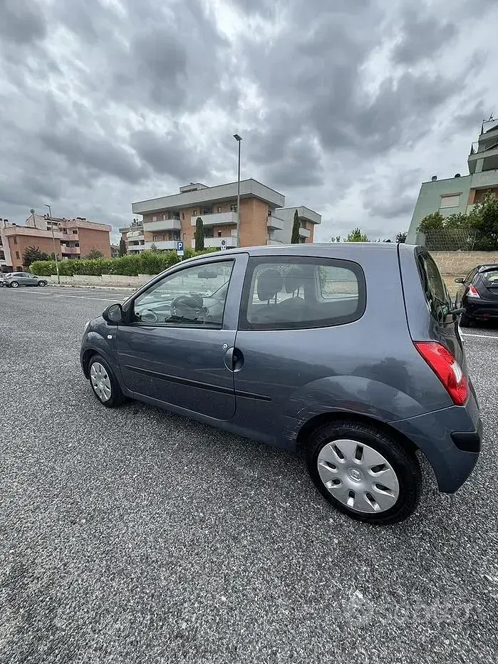 Usata Renault Twingo 58 CV (42 kW) 2007 Grigio Utilitaria