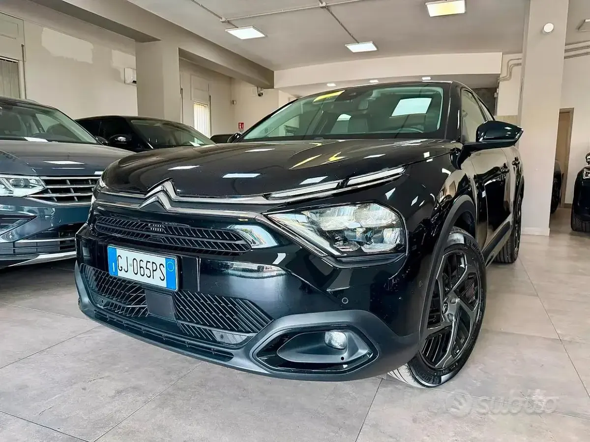 Usata Citroën C4 Shine 131 CV (96 kW) 2022 Nero Coupé
