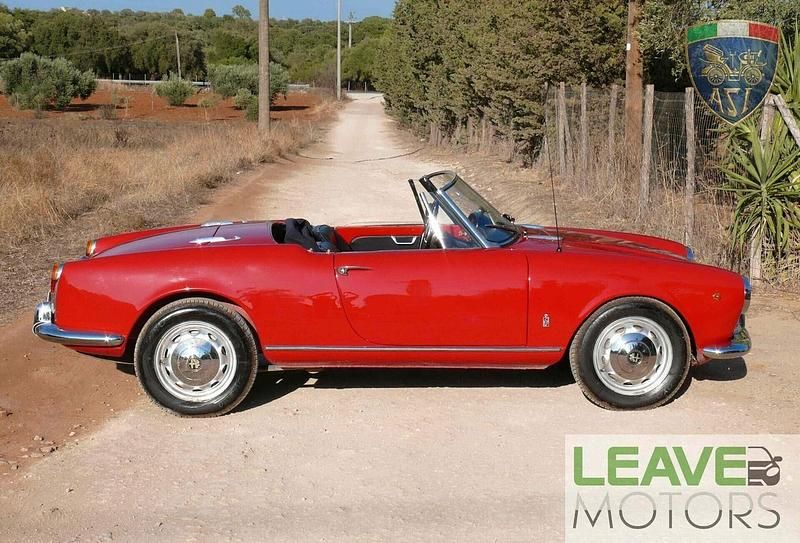 Usata Alfa Romeo Giulia Spider 91 CV (66 kW) 1962 Rosso Cabrio