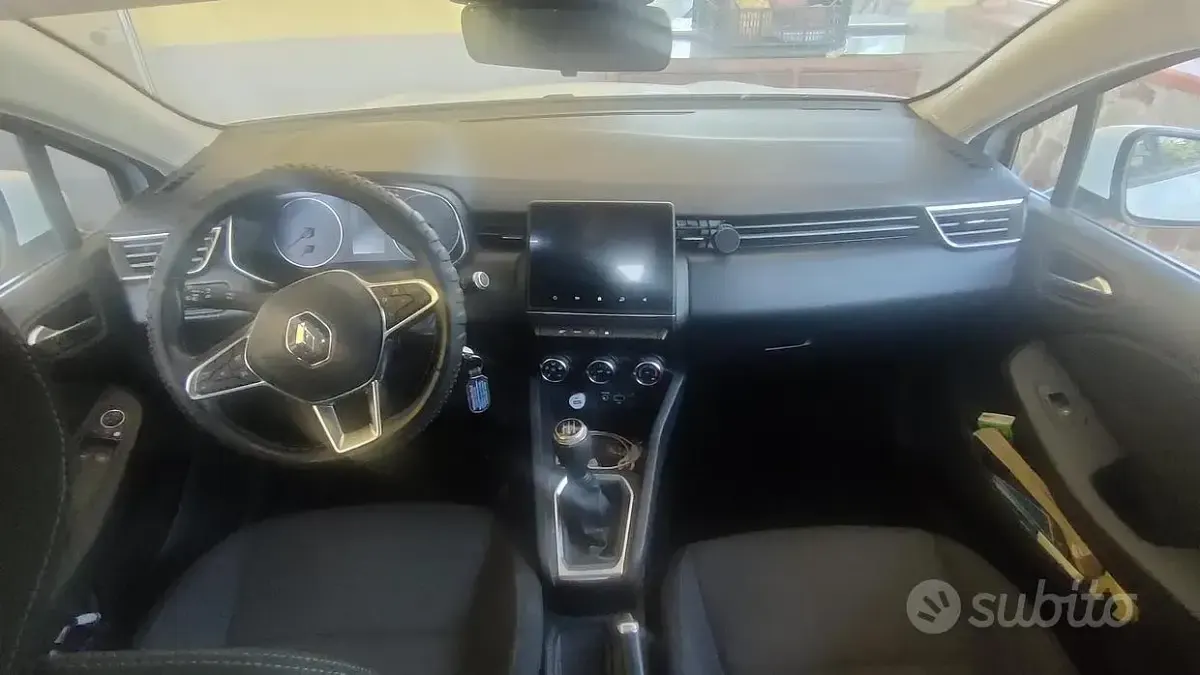Usata Renault Clio 101 CV (74 kW) 2021 Bianco Utilitaria