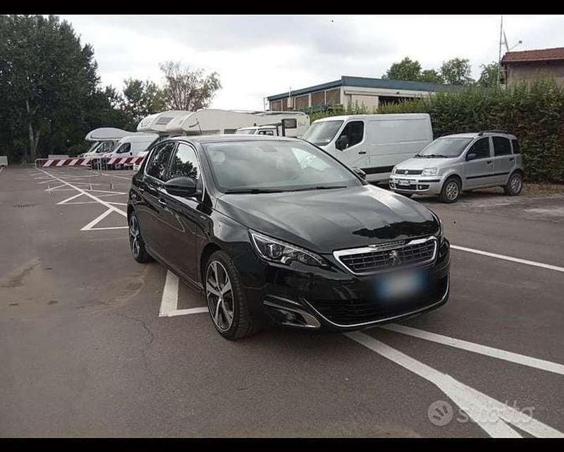 Usata Peugeot 308 GT-line 120 CV (88 kW) 2016 Berlina