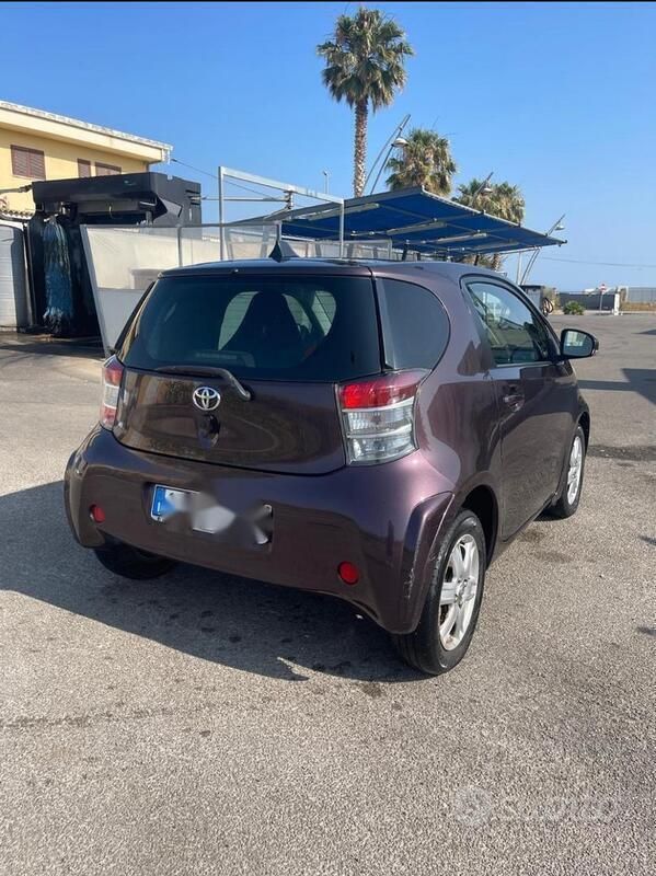 Usata Toyota iQ 2009 Utilitaria