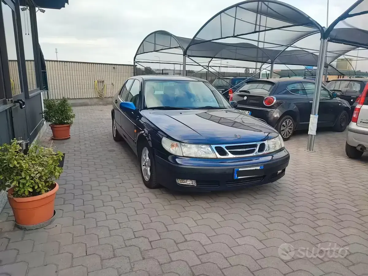Usata Saab 9-5 150 CV (110 kW) 1998 Blu Berlina