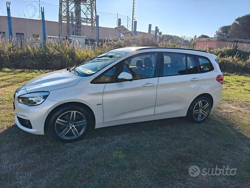 Usata BMW 218 Gran Tourer Sport Line 150 CV (110 kW) 2016 Bianco Monovolume