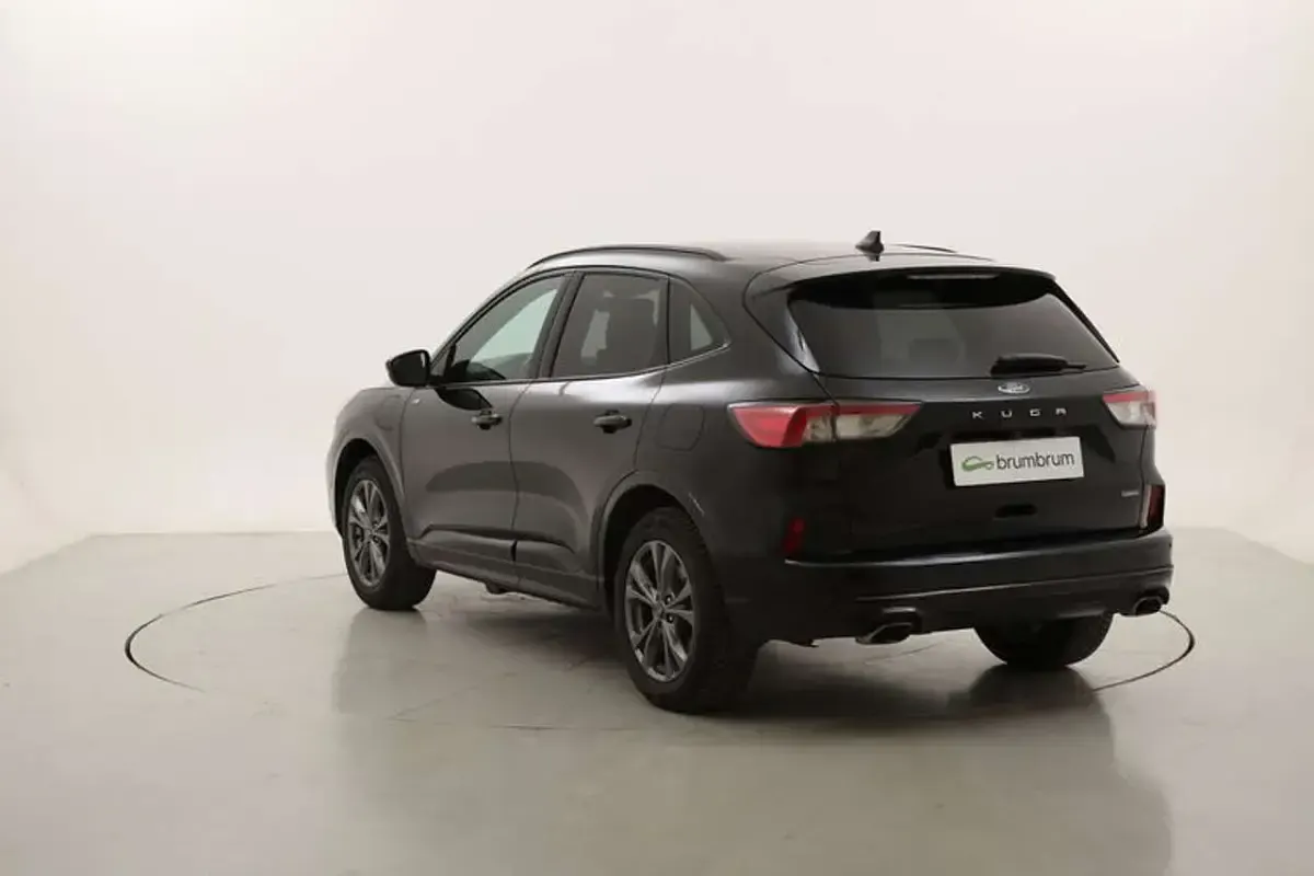 Usata Ford Kuga ST-Line 224 CV (164 kW) 2023 Nero SUV