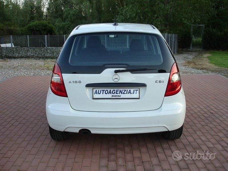 Usata Mercedes A160 Style 82 CV (60 kW) 2012 Bianco Berlina