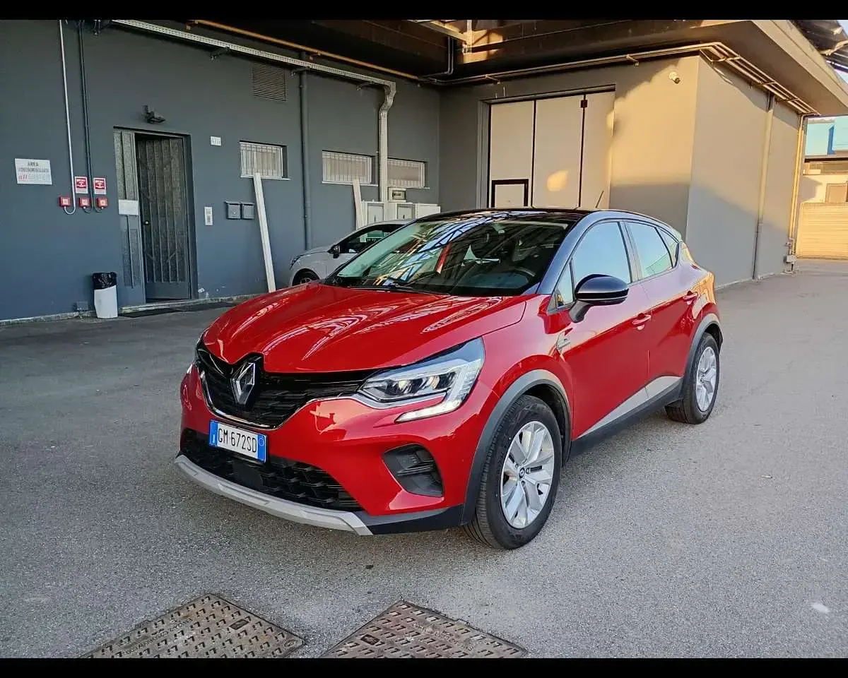 Usata Renault Captur Equilibre 94 CV (69 kW) 2023 Rosso SUV