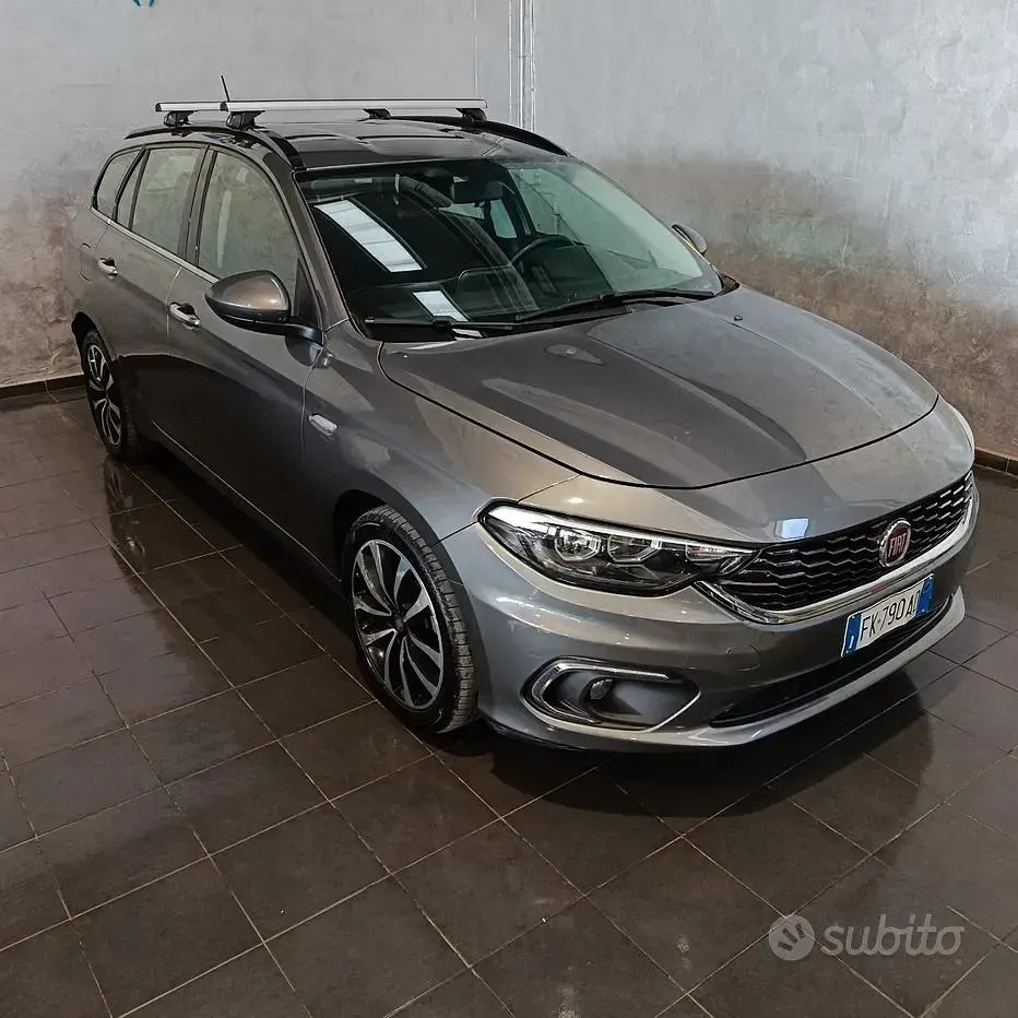 Usata Fiat Tipo Lounge 95 CV (69 kW) 2017 Grigio Station wagon