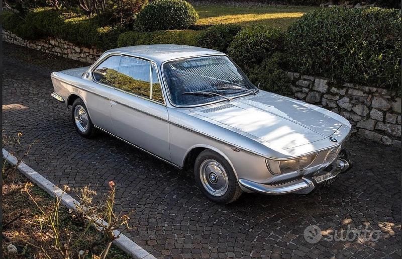 Begagnad BMW 2000C/CS 120 HK (88 kW) 1960 Grå Sportkupé