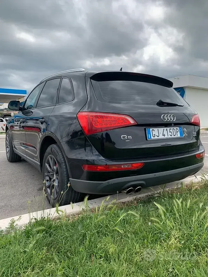 Usata Audi Q5 143 CV (105 kW) 2010 Nero SUV