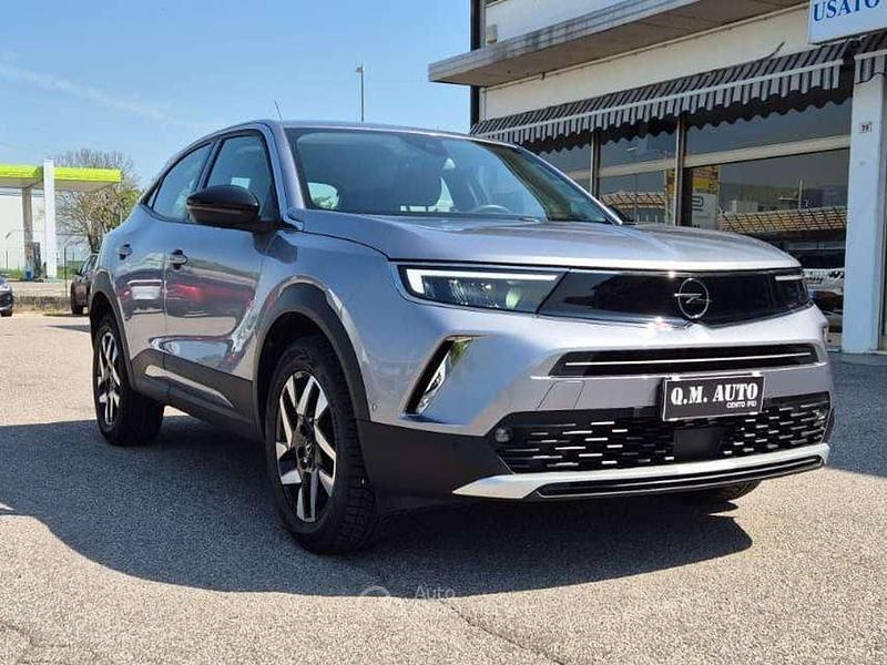 Usata Opel Mokka Elegance 110 CV (80 kW) 2023 Argento SUV