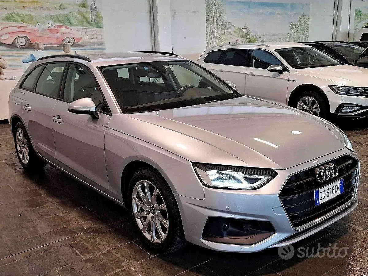 Usata Audi A4 Ambiente 136 CV (100 kW) 2020 Argento Station wagon