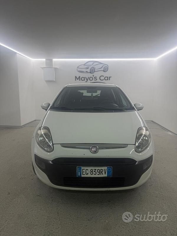 Usata Fiat Punto Evo 69 CV (50 kW) 2011 Bianco Utilitaria