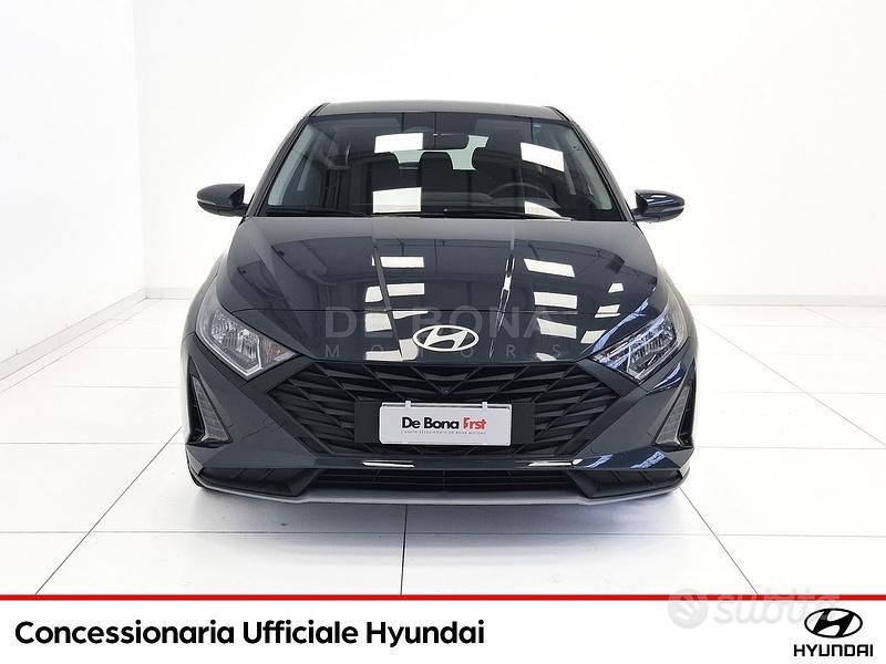 Usata Hyundai i20 79 CV (58 kW) 2024 Grigio Utilitaria
