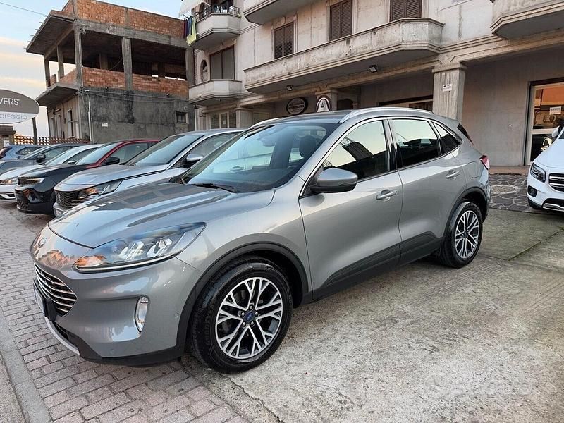 Grigio Usata 2021 Ford Kuga Business Edition SUV | 16.999 € (Buon prezzo) - Immagine 1/4