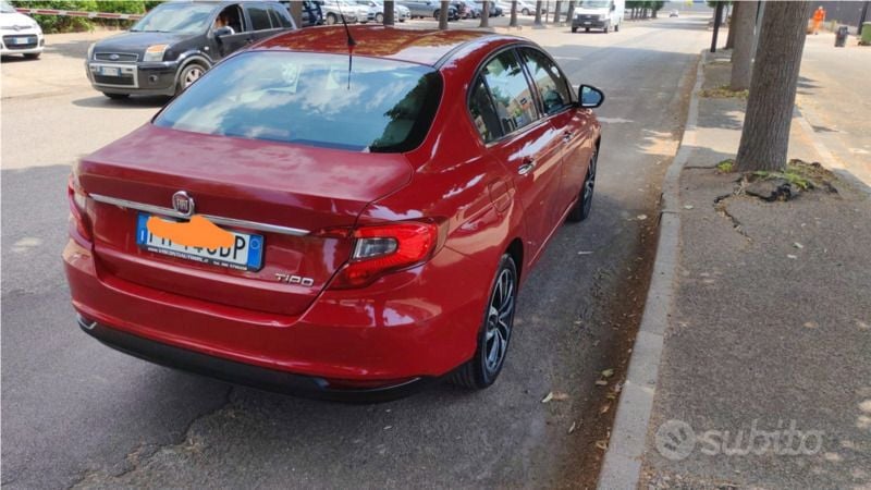 Usata Fiat Tipo 57 CV (41 kW) 2017 Rosso Berlina