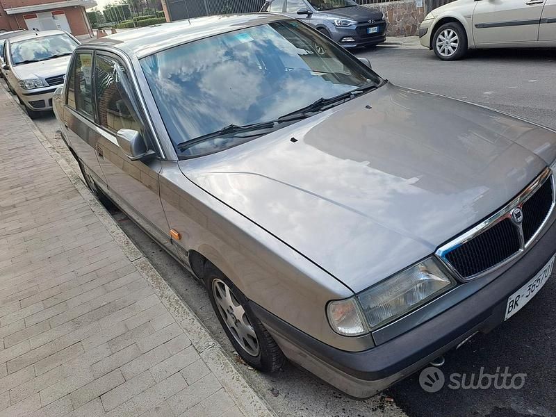 Usata Lancia Dedra 109 CV (80 kW) 1992 Grigio Berlina