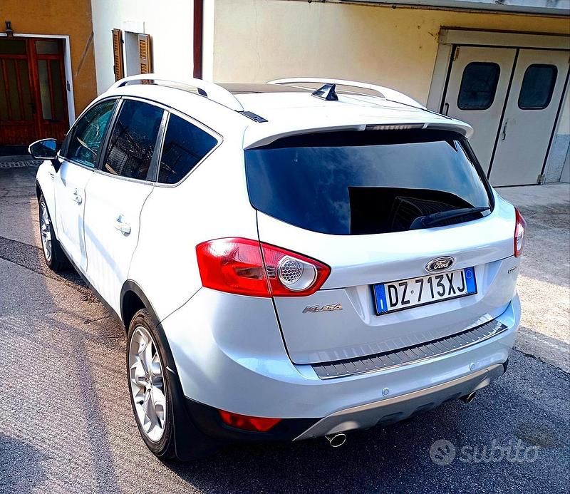 Usata Ford Kuga 163 CV (119 kW) 2010 Bianco SUV