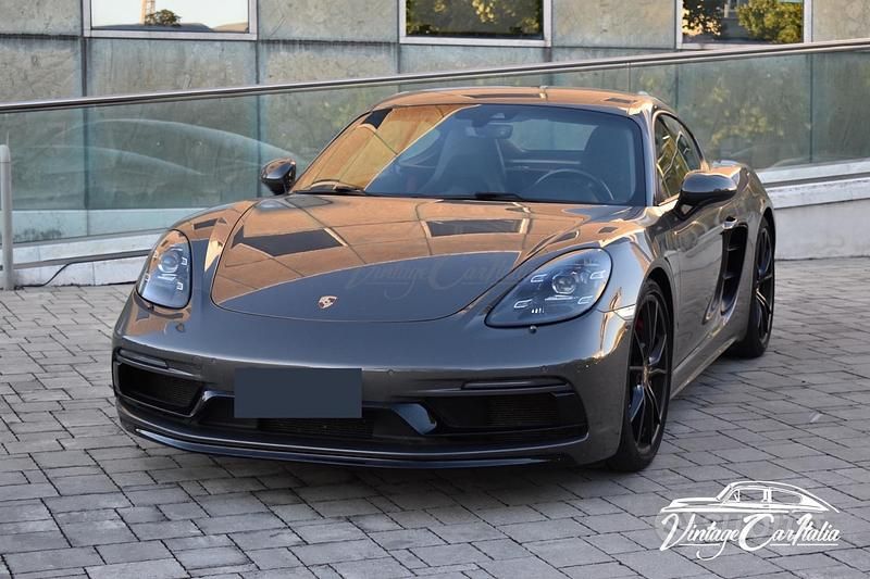 Usata Porsche 718 Cayman 370 CV (272 kW) 2018 Grigio Coupé