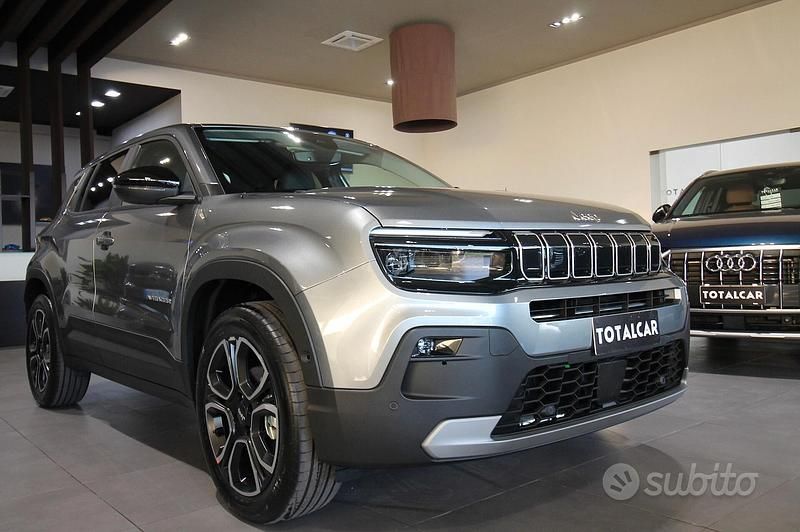 Nuova Jeep Avenger Summit 101 CV (74 kW) 2025 Grigio SUV