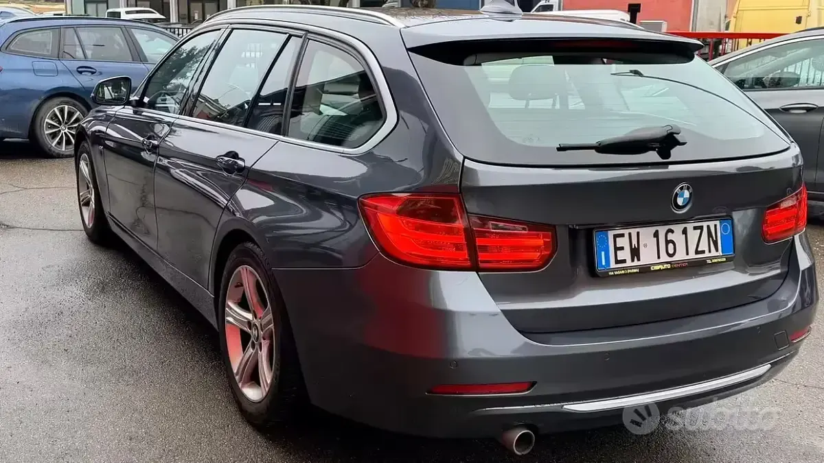 Usata BMW 318 Sport Line 143 CV (105 kW) 2014 Grigio Station wagon