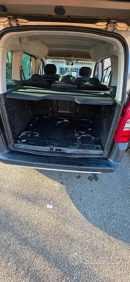 Usata Citroën Berlingo 110 CV (80 kW) 2017 Marrone Monovolume