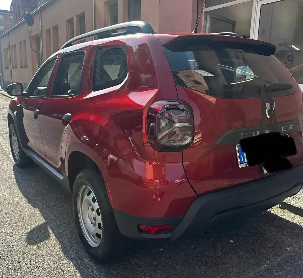 Usata Dacia Duster Essentiel 101 CV (74 kW) 2022 Rosso SUV
