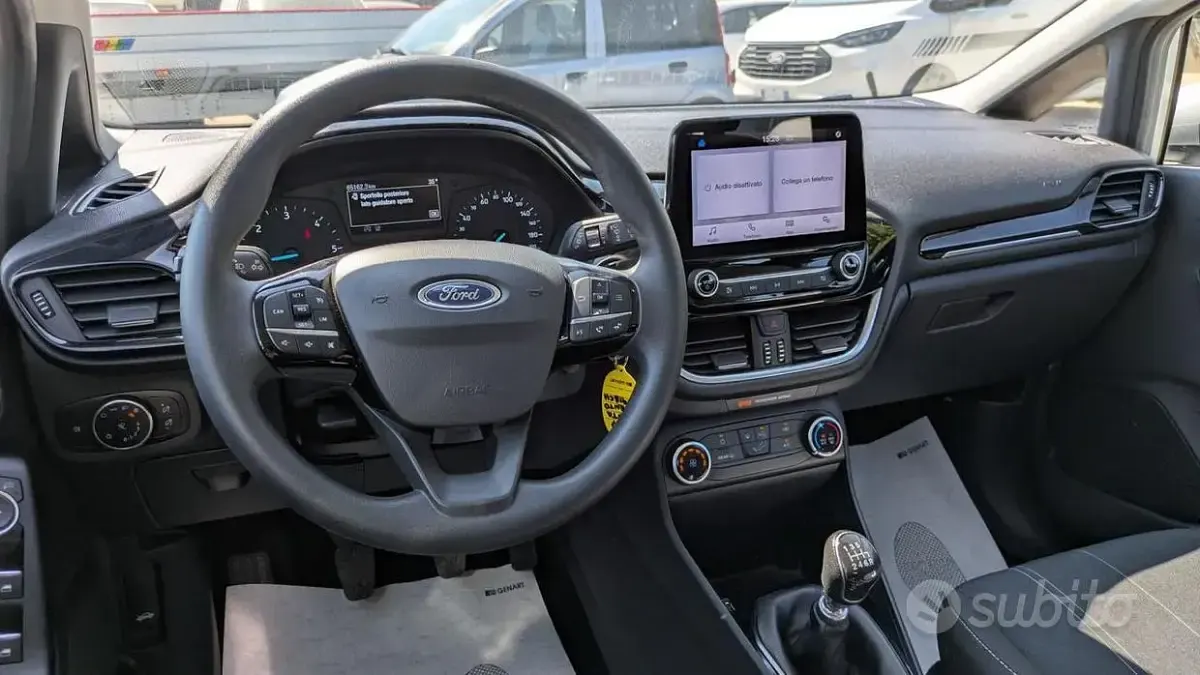 Usata Ford Fiesta 86 CV (63 kW) 2020 Grigio Utilitaria