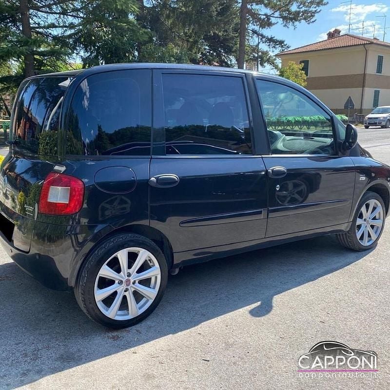 Usata Fiat Multipla Active 103 CV (75 kW) 2004 Nero Monovolume