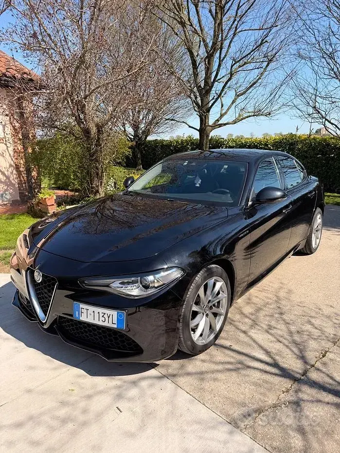 Usata Alfa Romeo Giulia Veloce 210 CV (154 kW) 2019 Nero Berlina