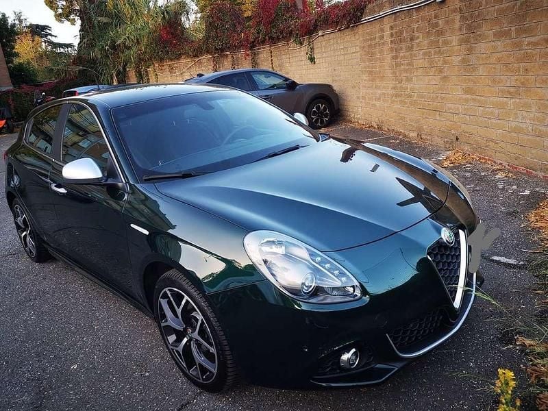 Verde Usata 2020 Alfa Romeo Giulietta Super Due volumi | 13.599 € (Buon prezzo) - Immagine 1/4