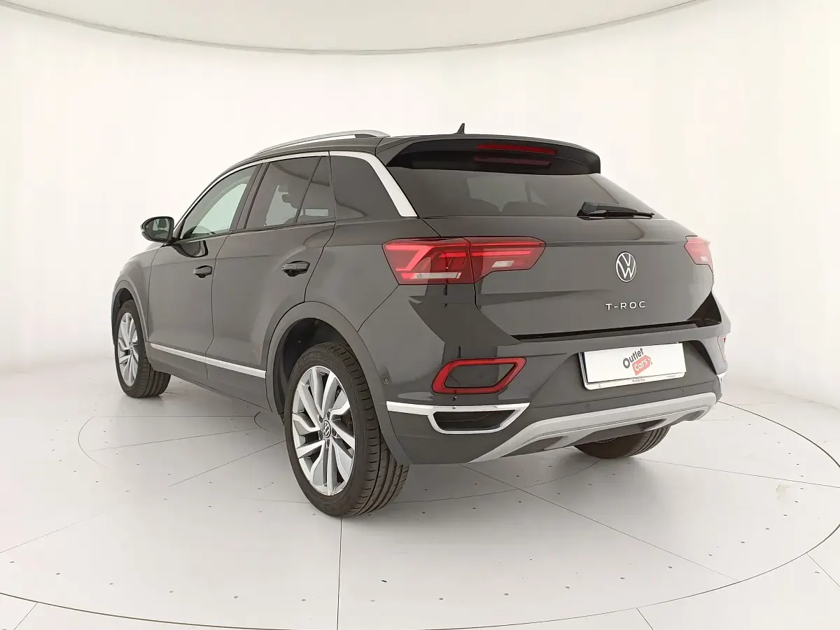Usata VW T-Roc Style 150 CV (110 kW) 2022 Deep black perlato SUV