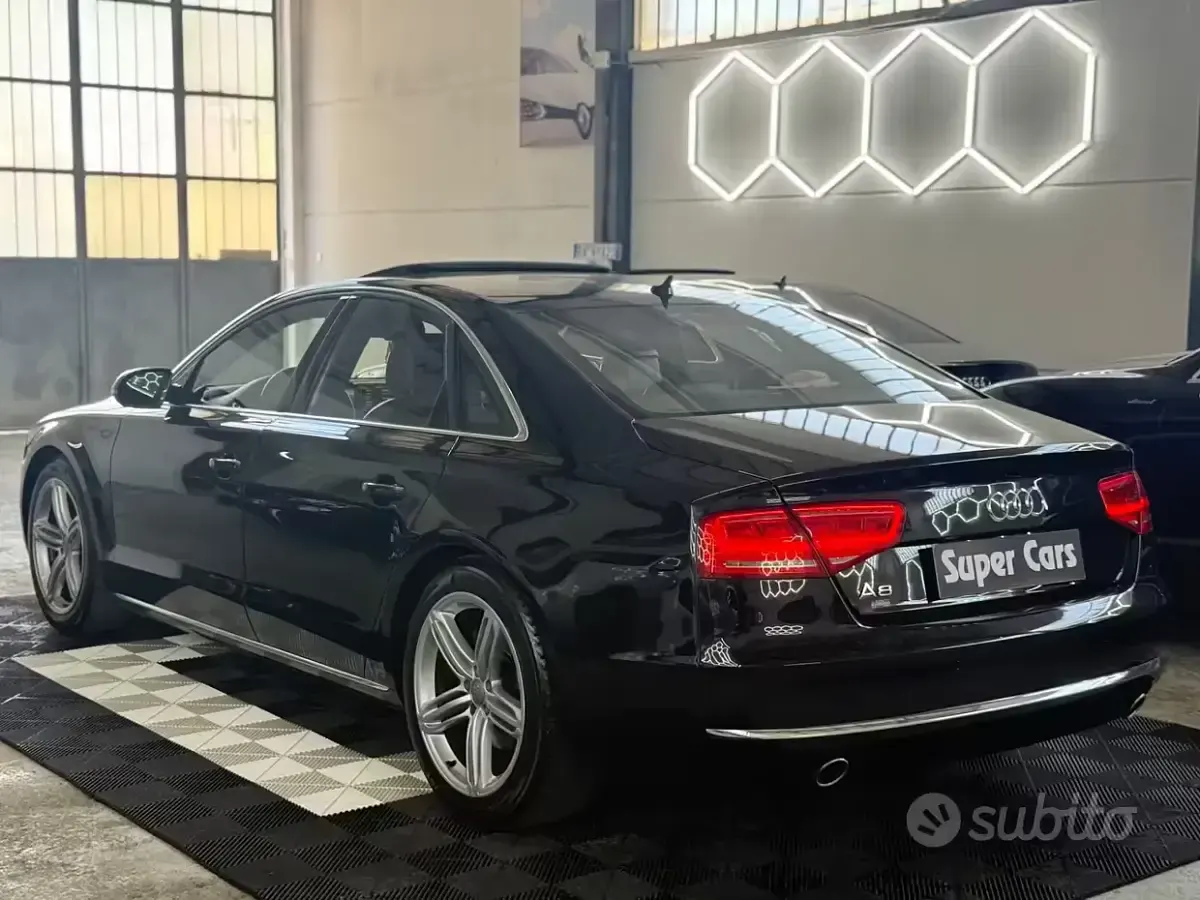 Usata Audi A8 250 CV (183 kW) 2012 Nero Berlina