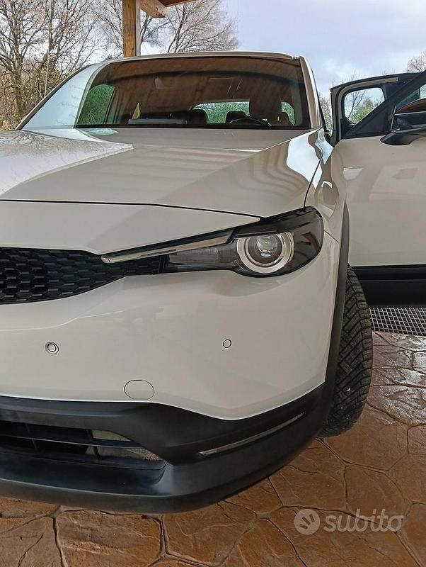 Usata Mazda MX30 106 kW (145 CV) 2021 Bianco SUV