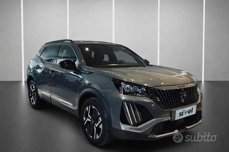 Usata Peugeot 2008 Allure 130 CV (95 kW) 2024 Grigio SUV