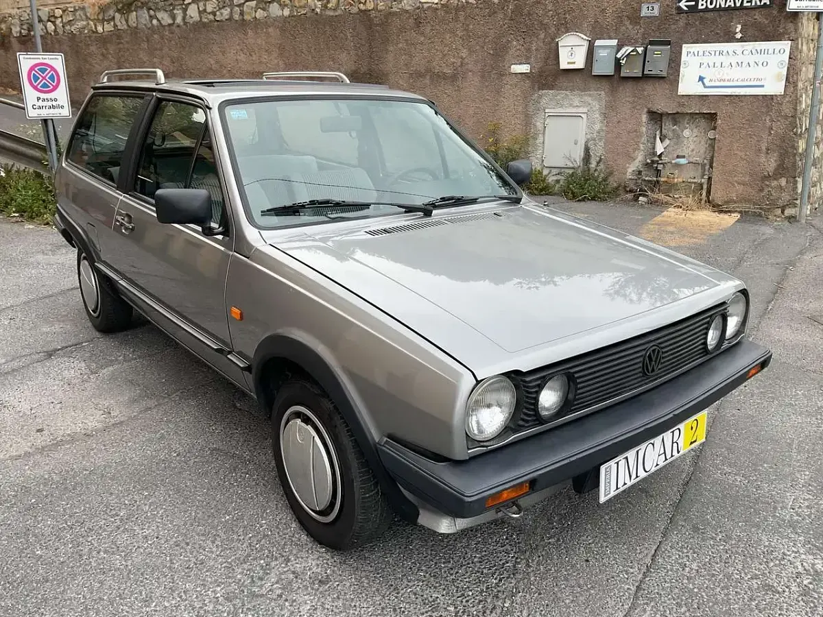 Usata VW Polo 45 CV (33 kW) 1990 Argento Station wagon