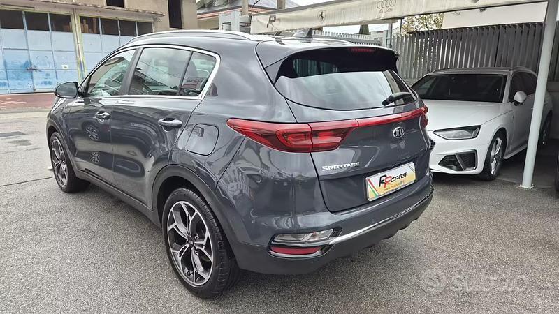 Usata Kia Sportage 116 CV (85 kW) 2019 Grigio SUV