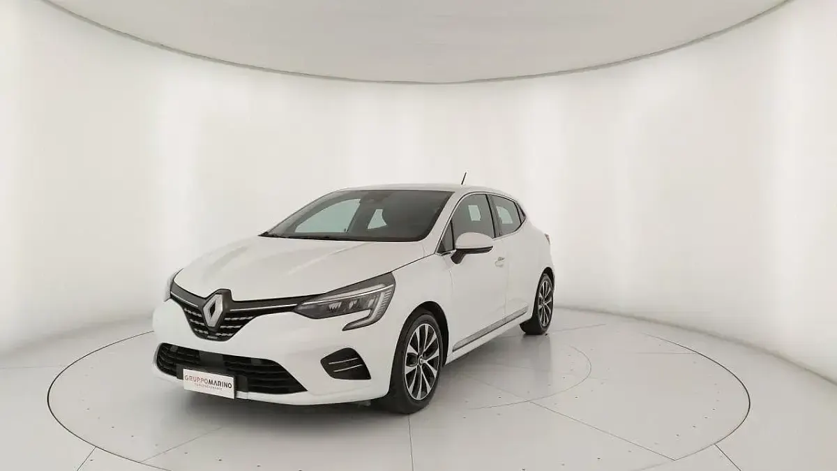 Usata Renault Clio V Intens 140 CV (102 kW) 2021 Utilitaria