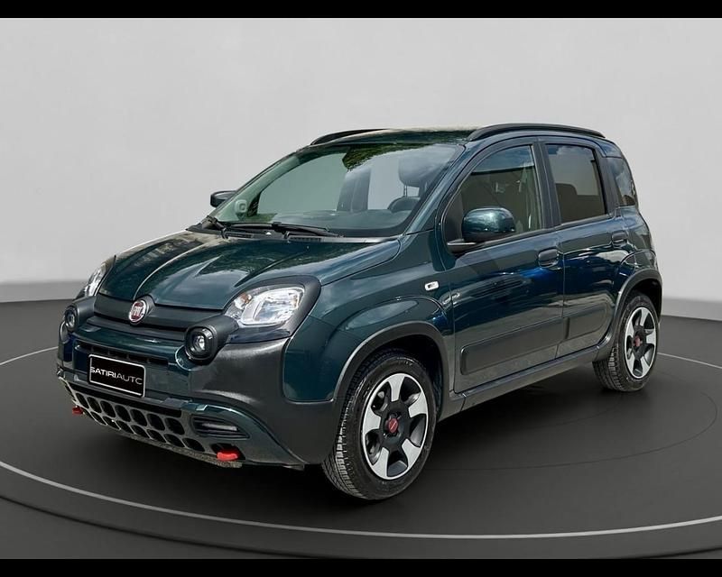 Verde foresta (metallizzato) Usata 2024 Fiat Panda Cross Cross Due volumi | 14.550 € (Buon prezzo) - Immagine 1/4