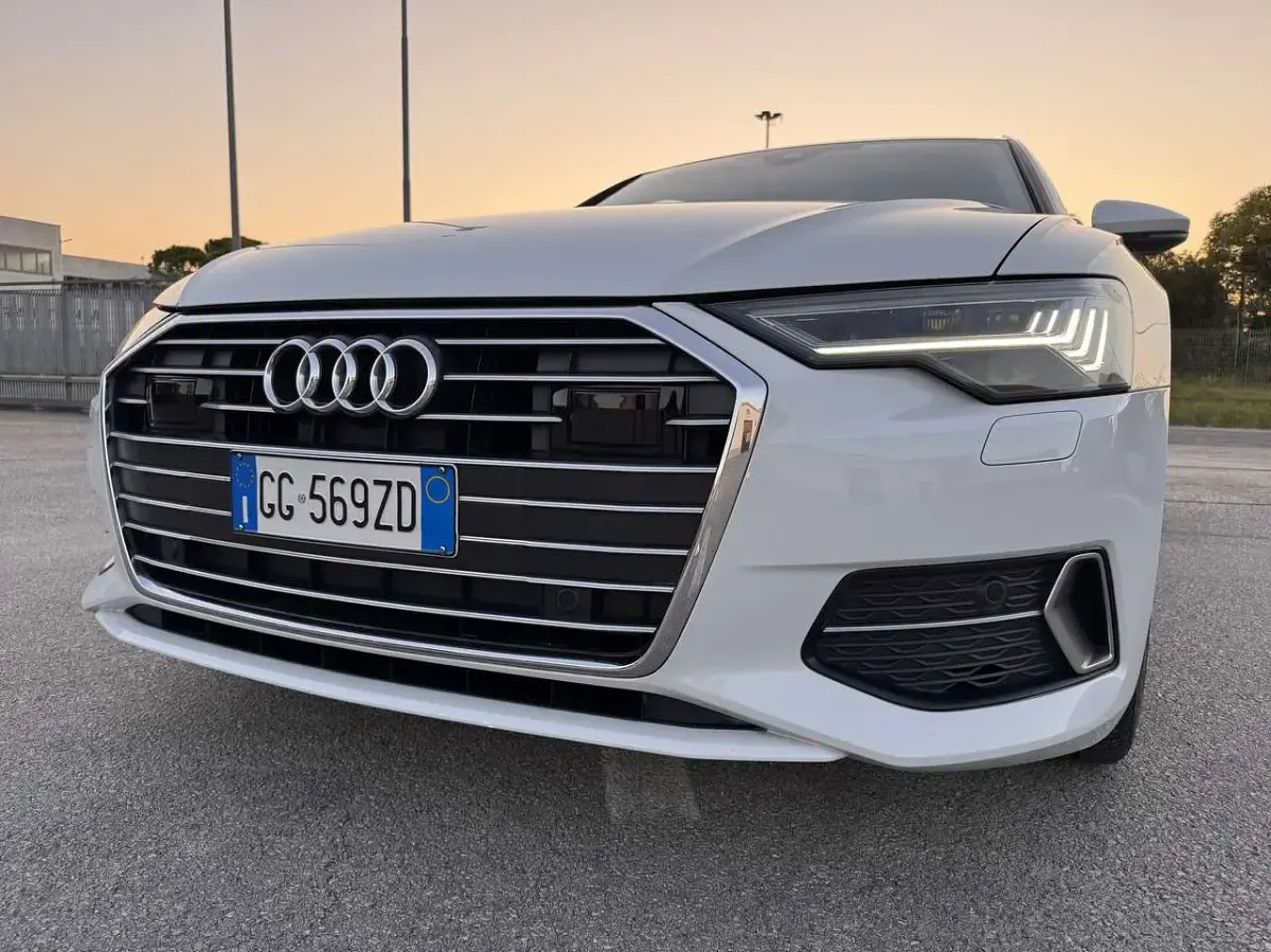 Usata Audi A6 Sport 204 CV (150 kW) 2022 Bianco Station wagon