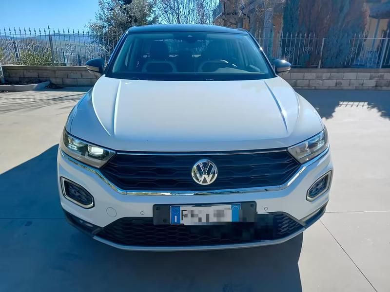 Usata VW T-Roc Business 116 CV (85 kW) 2019 Bianco SUV
