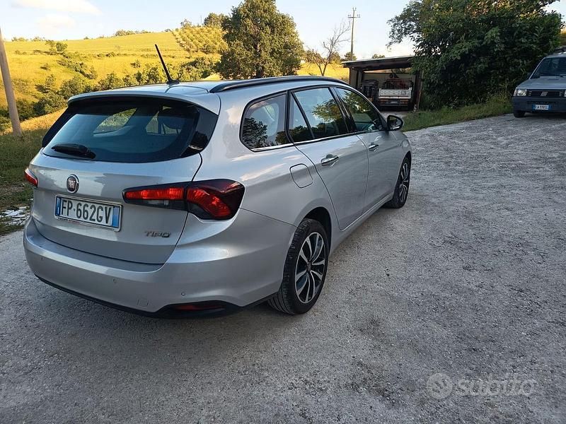 Usata Fiat Tipo Lounge 2016 Station wagon