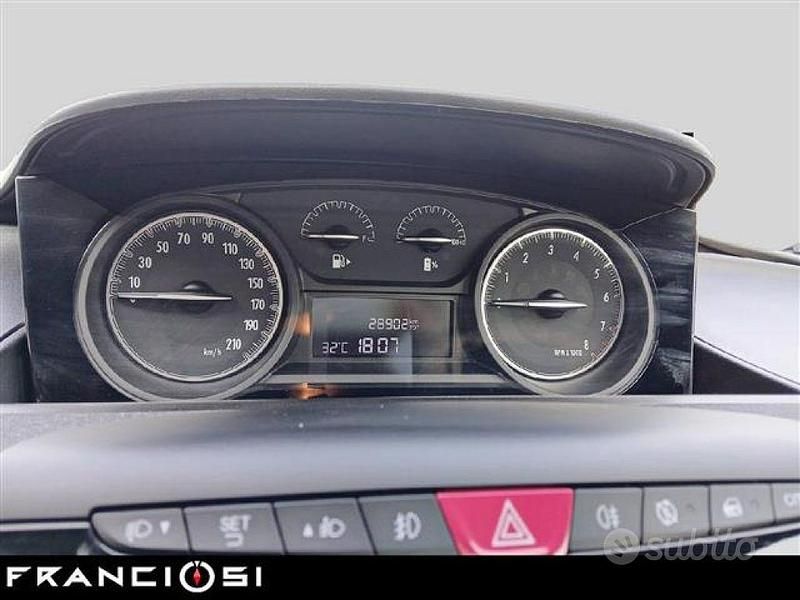 Usata Lancia Ypsilon Silver 70 CV (51 kW) 2020 Rosso Utilitaria