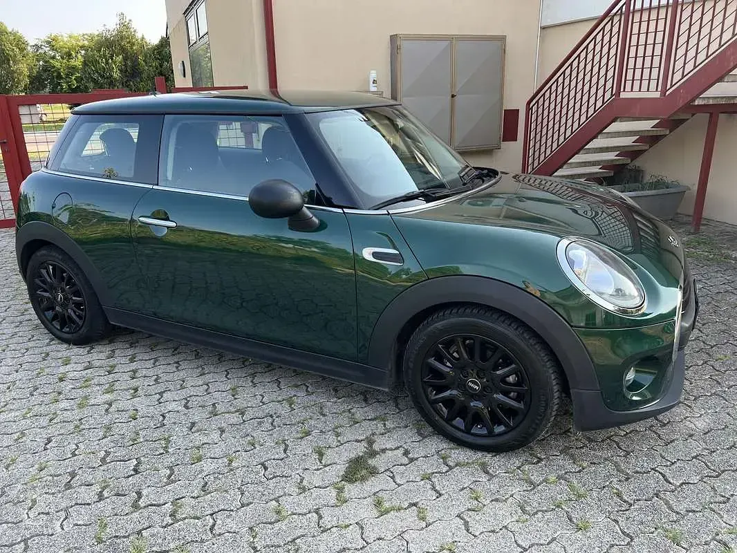 Usata Mini ONE 75 CV (55 kW) 2016 Utilitaria