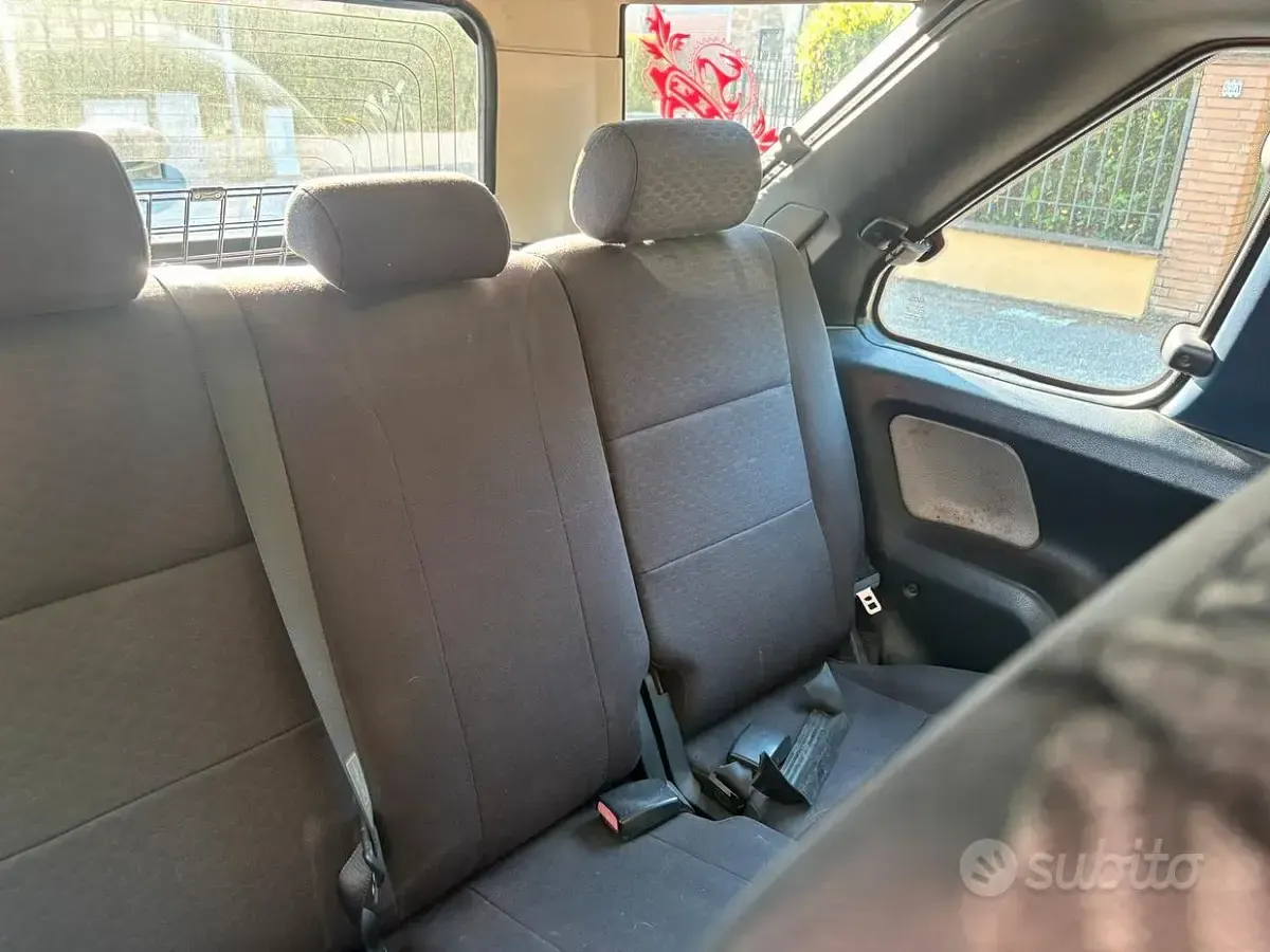 Usata Land Rover Freelander 109 CV (80 kW) 2005 SUV