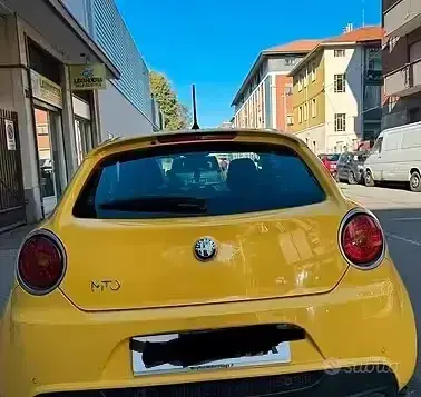 Usata Alfa Romeo MiTo 120 CV (88 kW) 2012 Giallo Utilitaria